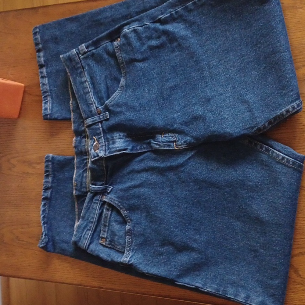 Wrangler blue jeans size 34 X 30 - Picture 1 of 4